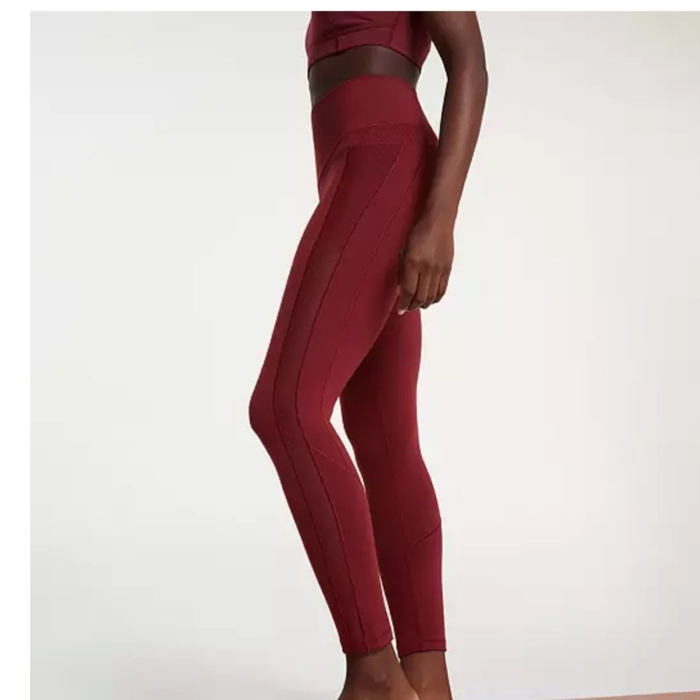 Calia essential collection high rise 7/8 legging with mesh down the leg, New